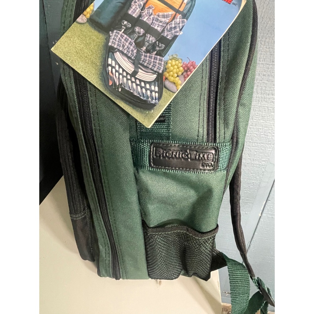 Picnic Time Green Backpack Picnic Set Service For 4 Cutting Board Wine Opener - Picture 7 of 11